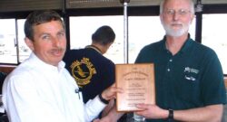 Garry Dickson makes the 2004 OLC “Flight of the year”.